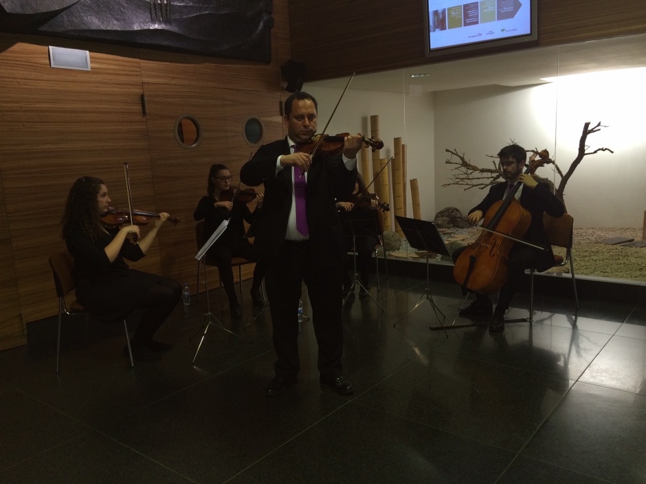 Quinteto Tarantela durante una actuación (diciembre de 2014)